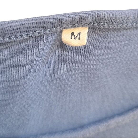 Maternity Stylish Blue T-Shirt With Stretch Ruffled Sides - Picture 3 of 4